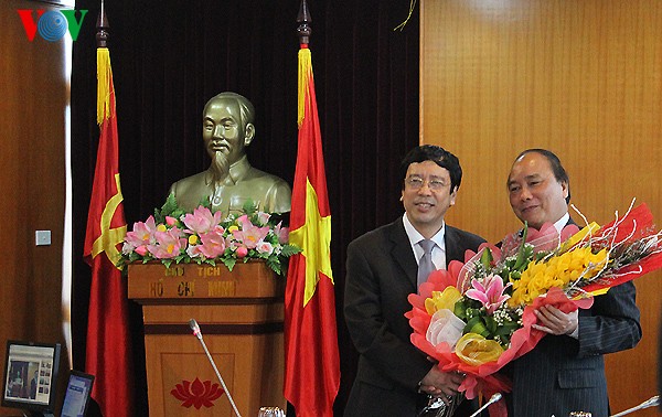 Vice premier vietnamita elogia aporte de la Voz de Vietnam para la Patria - ảnh 1